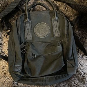 Fjallraven Kanken No. 2 Black Sling